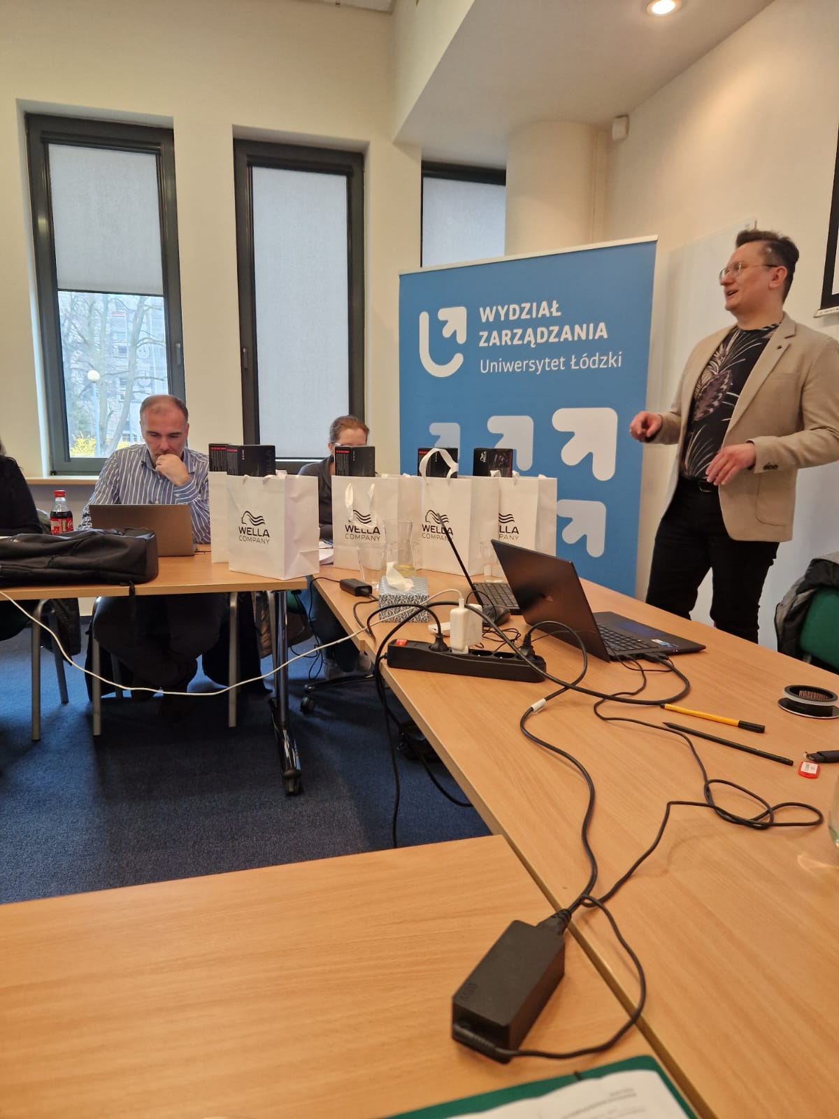 uczestnicy BIP w sali zajęć