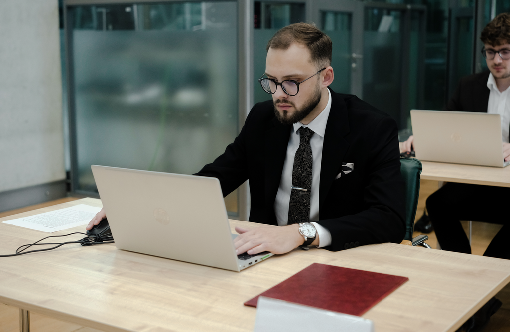 Mateusz Janas laureat konkursu INDEX Investment Challenge