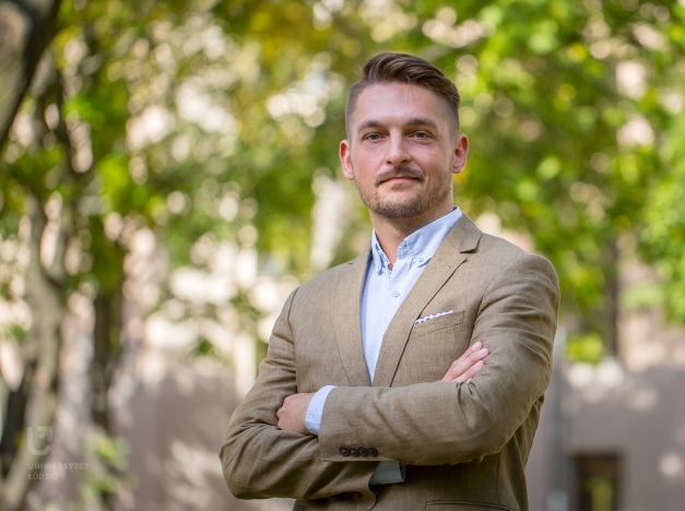 dr Sebastian Latocha