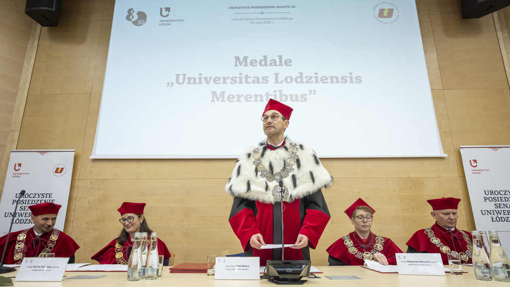 rektor UŁ Rafał Matera