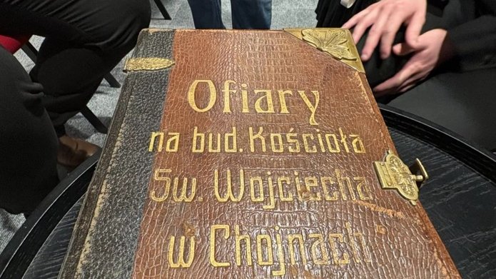 obwoluta księgi