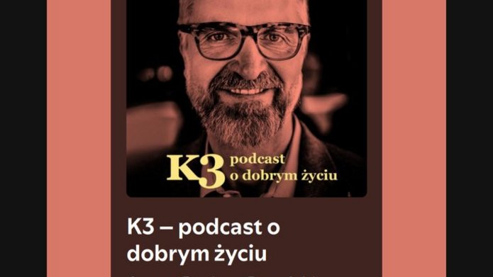 Grafika z plakatem podcastu, zdjęcie Dariusza Bugalskiego