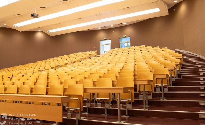Pusta aula wydziałowa