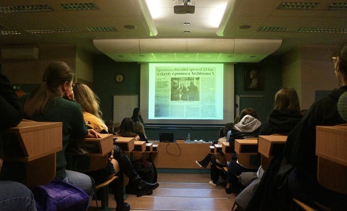 Widok na prezentację przed studentami