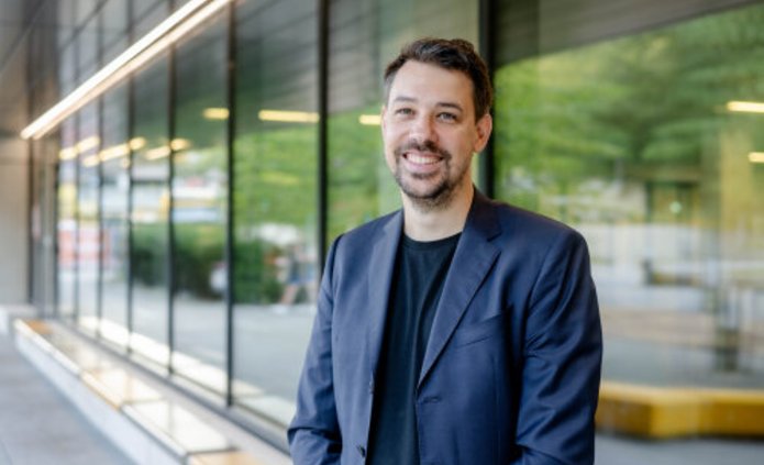 prof. Sebastian Merkel