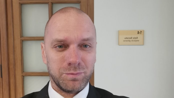 prof. Jacek Białek