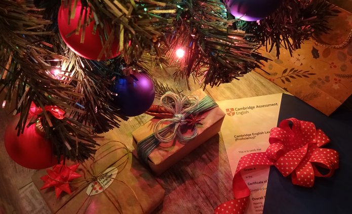 prezenty pod choinką