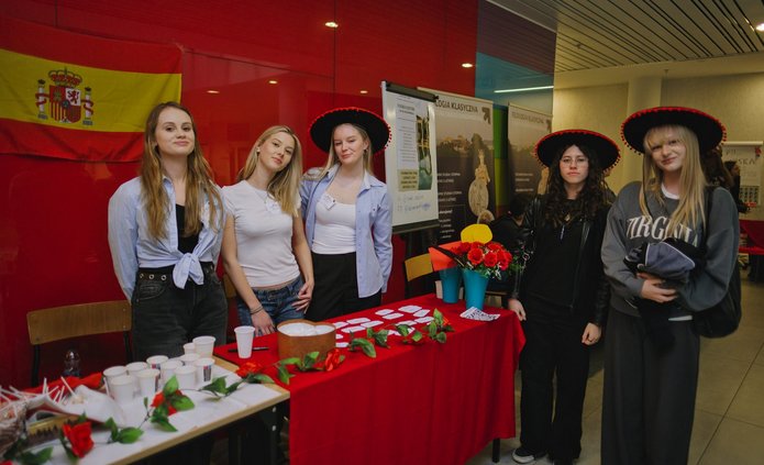 stoisko filologii hiszpańskiej