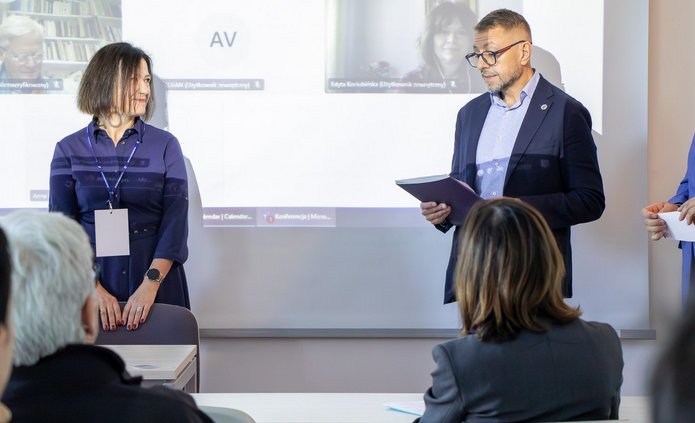 kadr z otwarcia konferencji