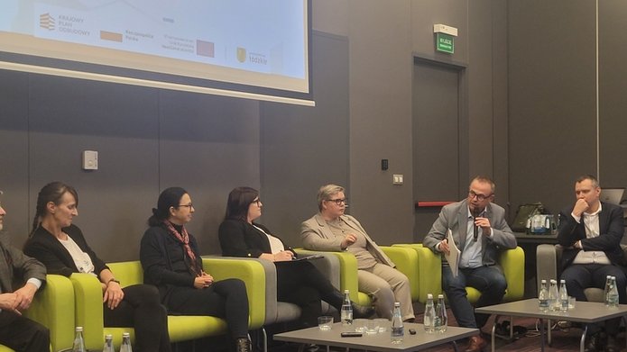 panel EDBAD