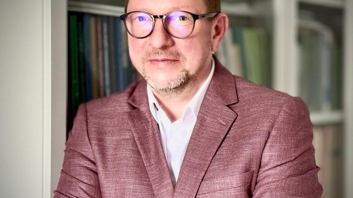prof. dr. hab. Marcin Wójcik