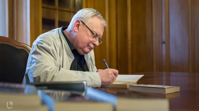 Andrzej Sapkowski