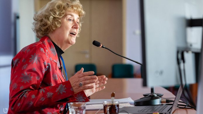 Prof. Joanita Vroom wygłasza wykład