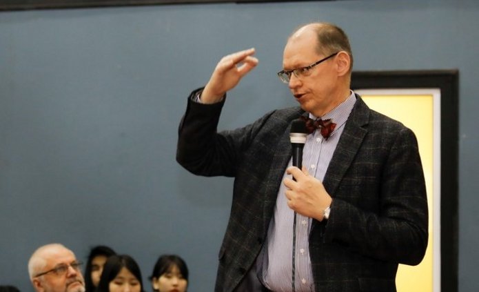 prof. Piotr Sitarski
