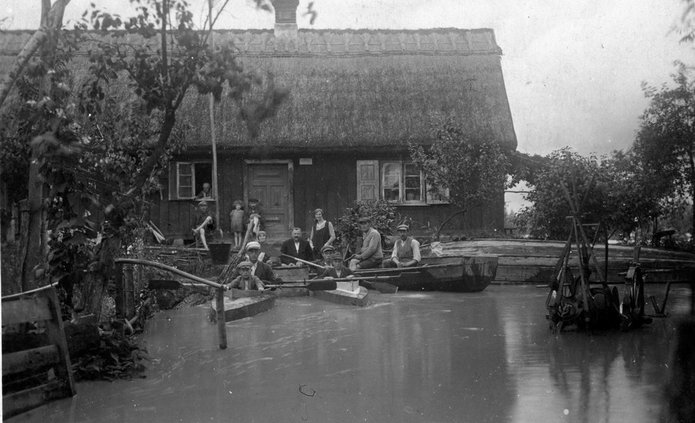 Niedziela w Wiączeminie (wiosna 1924 r.).