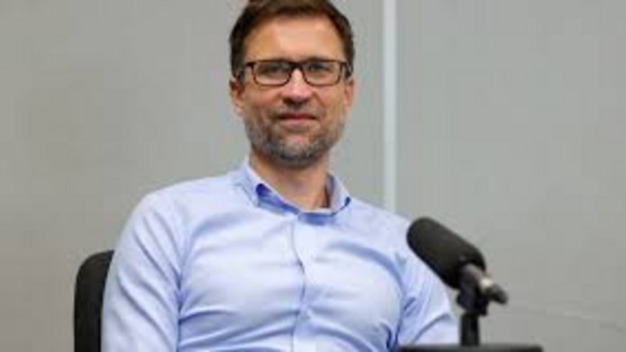 Prof. Piotr Krajewski