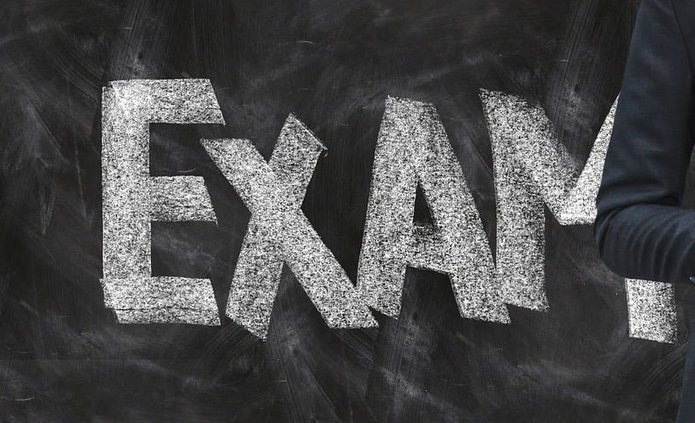 wcześniejszy egzamin programowy