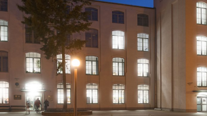 PLOUŁ