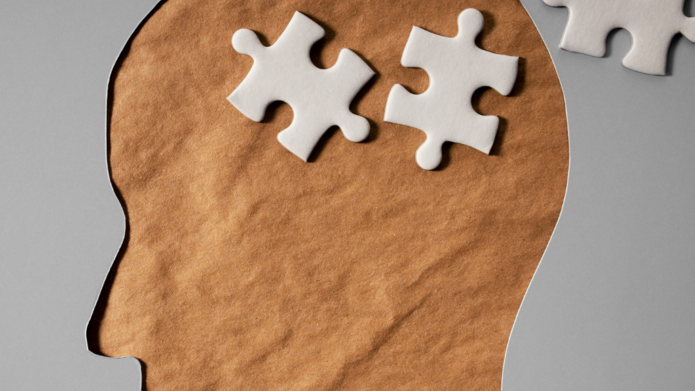 Głowa i puzzle