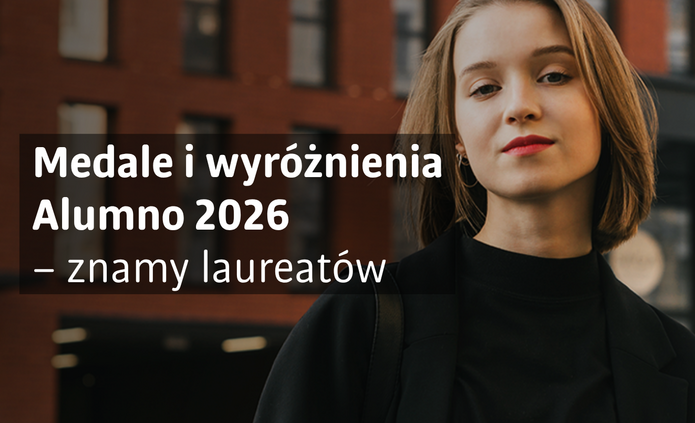 Grafika promocyjna Uniwersytetu Łódzkiego przedstawiająca młodą kobietę stojącą na tle ceglanego budynku. Po lewej stronie widnieje hasło „Uwolnij umysł” oraz główny komunikat: „Najlepsi studenci UniLodz wybrani!”. Poniżej znajduje się informacja: „Poznaliśmy laureatki i laureatów prestiżowego wyróżnienia Universitas Lodziensis Alumno Laude Dignissimo za wybitną działalność.” W lewym dolnym rogu widoczne jest logo Uniwersytetu Łódzkiego.