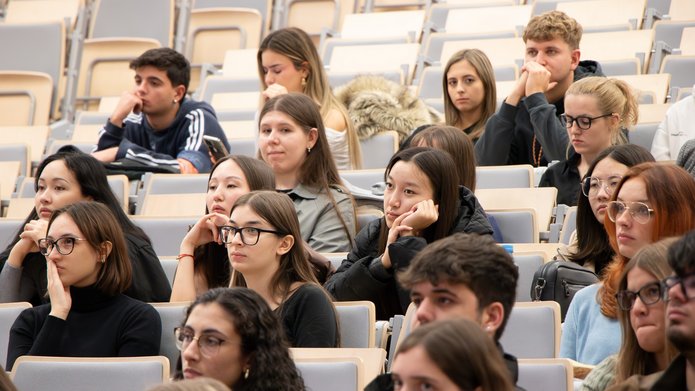 Studenci zagraniczni