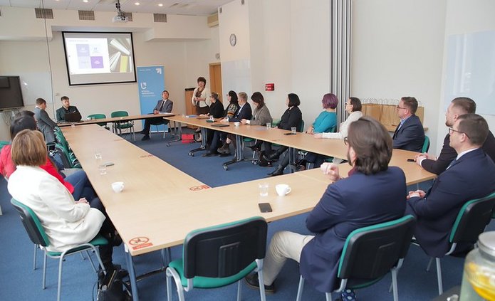 uczestnicy spotkania w sali 31