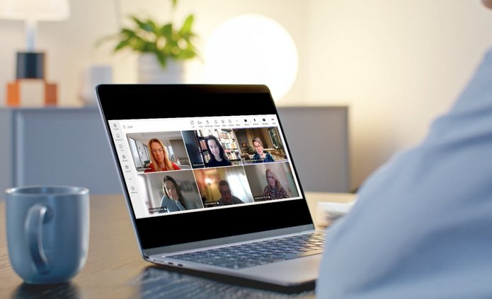 kadr z konsultacji online