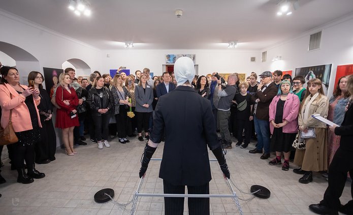 Wernisaż wystawy w pałacu Biedermanna