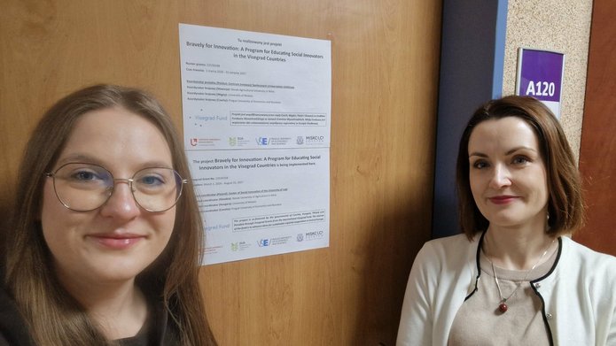 Martyna Jarota i Katarzyna Zajda