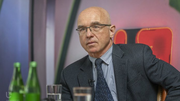prof. Maciej dunajski portret