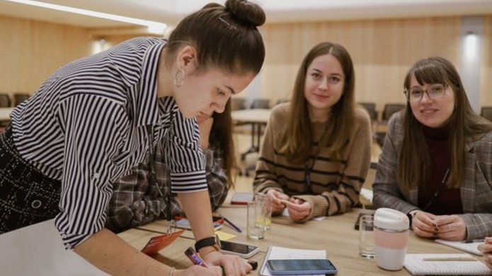 Uczestniczki i Uczestnicy projektu UNIC For Ukraine na UŁ