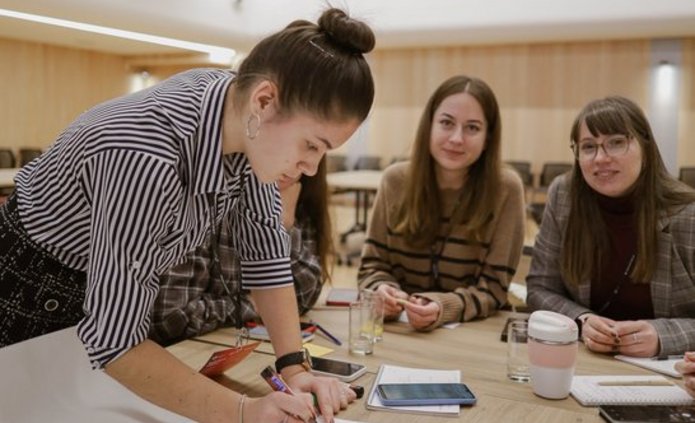 Uczestniczki i Uczestnicy projektu UNIC For Ukraine na UŁ
