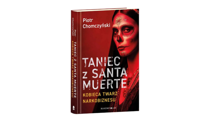 okładka ksiażki z twarzą kobiety pomalowaną w stylu Dia de Muertos