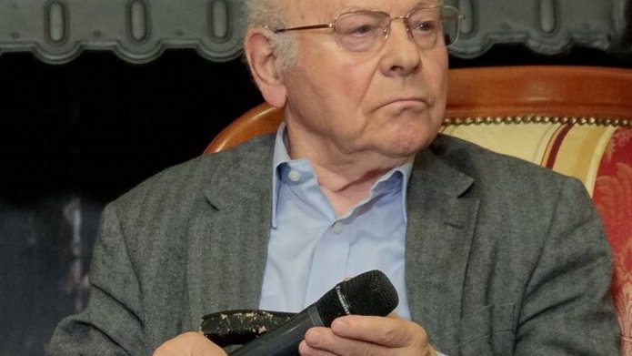prof. Krzysztof Pomian