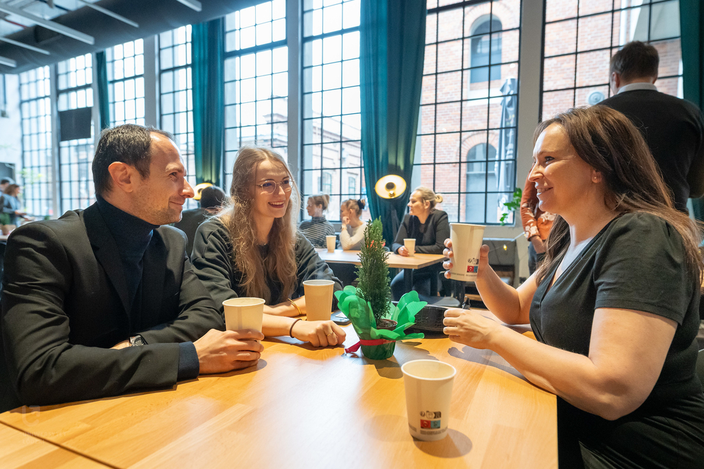 reprezentanci Wydziału Filologicznego podczas śniadania prasowego UŁ