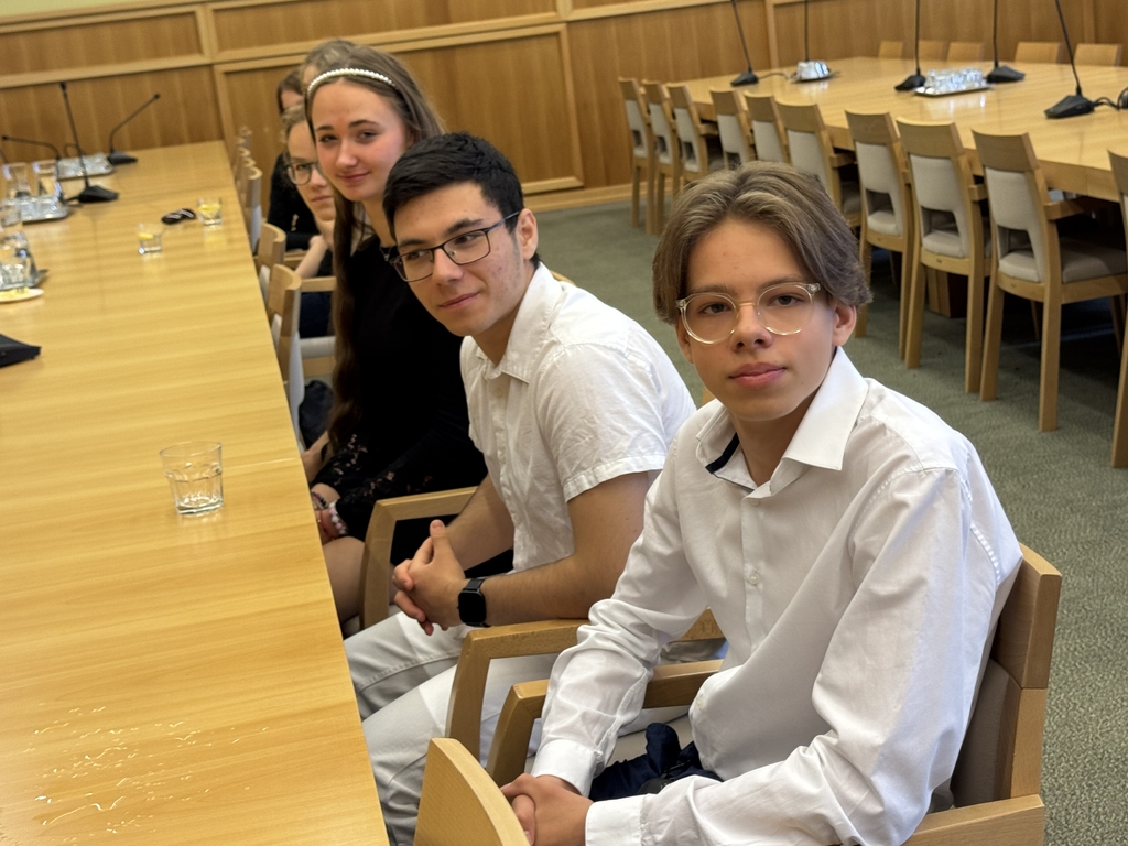 Uczestnicy Laboratorium Innowacji w Sali Senatu UŁ